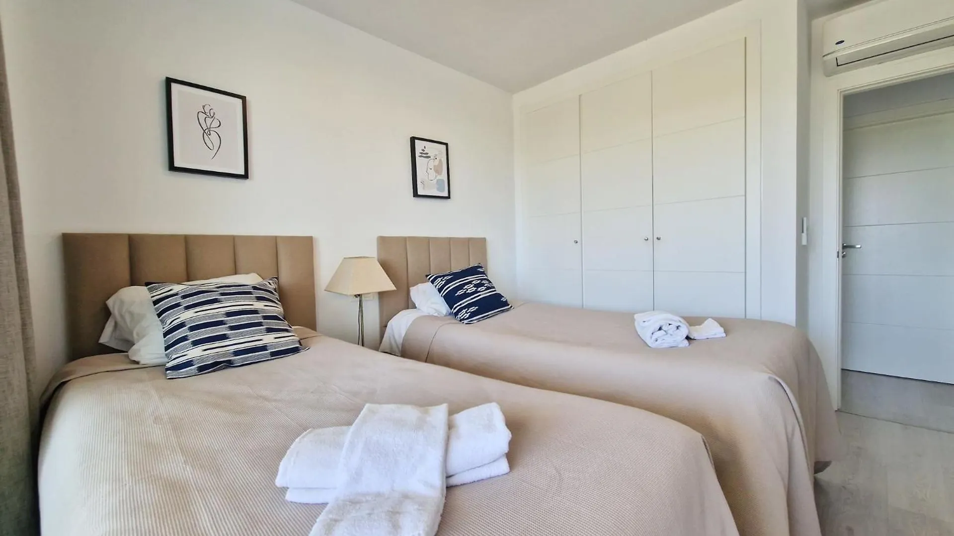 Modern 2 Bed Apartment - Jardines De Las Lagunas MIJAS COSTA España